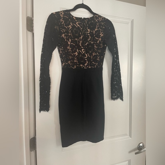 Black Lace Lulu’s Dress - Picture 2 of 3